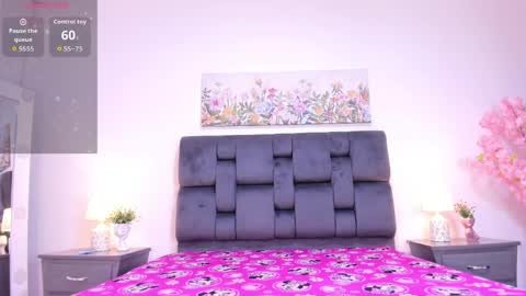 zoe pau online show from April 2026 09:26:01 PM