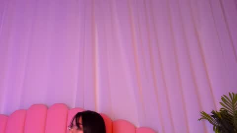 Zoe online show from February 2025 08:22:01 PM