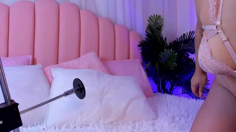 Zoe online show from February 2025 05:21:02 PM