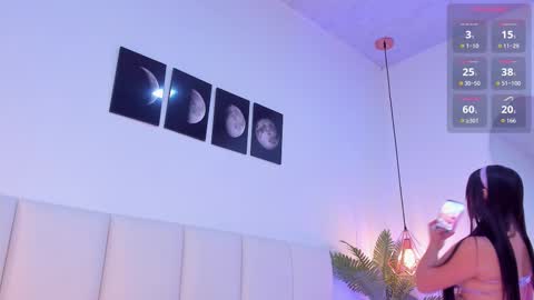 Zoe online show from November 2025 12:11:02 AM