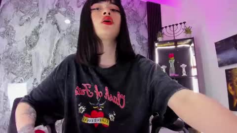 Snapshot of zoe_rosse00 chatting on November 2025 07:25:01 PM zoe_rosse00 online show from November 2025 07:25:01 PM