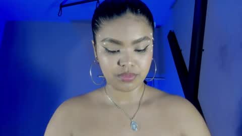 Snapshot of zoe_roux210949 chatting on May 2026 03:04:02 AM Zoe online show from May 2026 03:04:02 AM