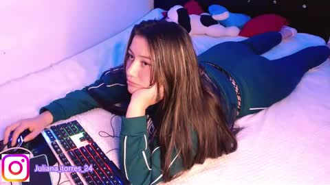 ZOE online show from January 2025 11:48:01 PM