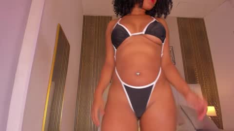 Hi guys i am Zoe  online show from March 2026 11:50:02 AM