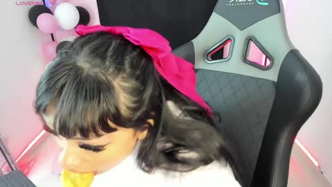 zoe_sullivan_ online show from December 2024 09:28:02 AM