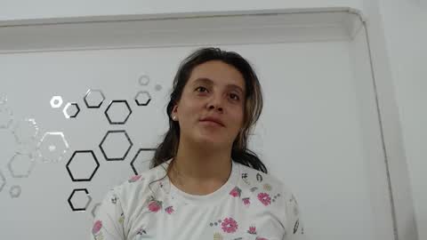 Snapshot of zoe_velvet chatting on October 2025 09:55:01 PM Carolina online show from October 2025 09:55:01 PM