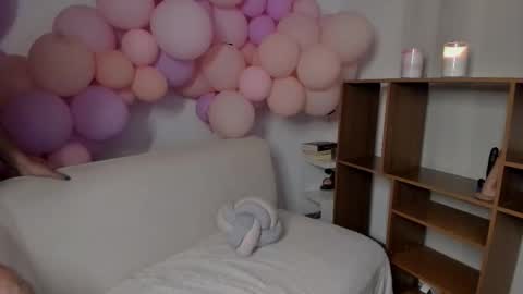 Zoe online show from March 2026 02:39:02 AM