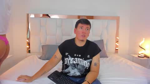 Zoe And Ethan online show from September 2025 06:31:02 PM