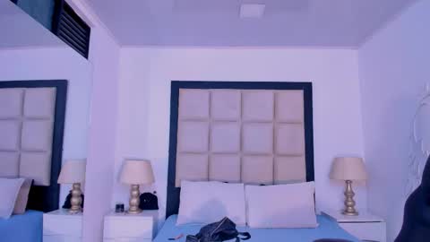 Snapshot of zoecarrter chatting on September 2025 08:19:01 PM Zoecarrter online show from September 2025 08:19:01 PM