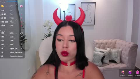  zoee jackson online show from January 2025 06:38:01 PM