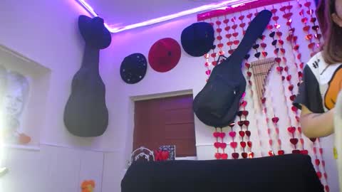 Snapshot of zoee_jhonnyy chatting on February 2025 01:43:02 PM zoee jhonnyy online show from February 2025 01:43:02 PM