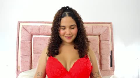 zoee online show from December 2024 06:21:01 AM