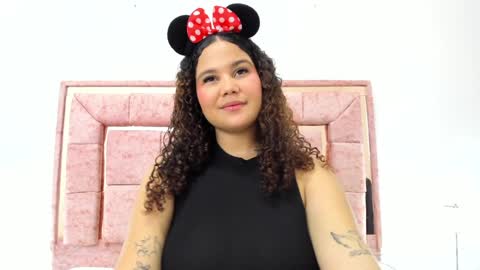 zoee online show from January 2025 09:29:01 AM