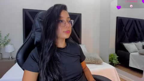 Zoe 3 online show from May 2026 06:16:02 PM