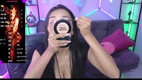 Snapshot of zoee_pamela99 chatting on January 2025 08:33:01 PM pamela online show from January 2025 08:33:01 PM