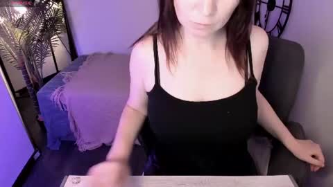 Snapshot of zoeeast chatting on July 2026 01:41:02 PM Zoe online show from July 2026 01:41:02 PM