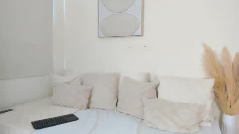 zoegarner10 online show from November 2025 05:57:01 PM