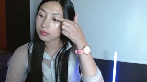 Laura  online show from December 2024 04:07:02 AM