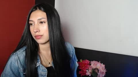 Laura  online show from January 2025 03:29:02 AM