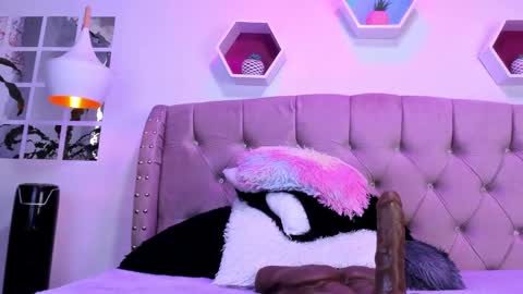 Zoe online show from February 2025 07:47:02 PM