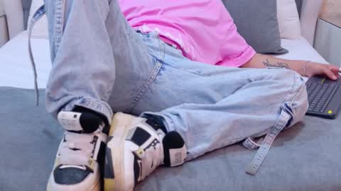 Snapshot of zoekrug chatting on October 2025 08:08:02 PM Zoe Krug online show from October 2025 08:08:02 PM