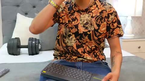 Snapshot of zoekrug chatting on November 2025 11:53:02 AM Zoe Krug online show from November 2025 11:53:02 AM