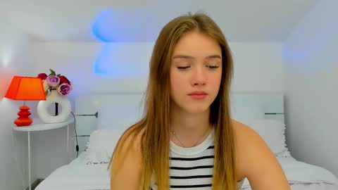 Zoe online show from November 2025 01:22:02 PM