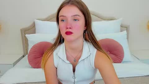 Zoe online show from November 2025 01:22:02 PM