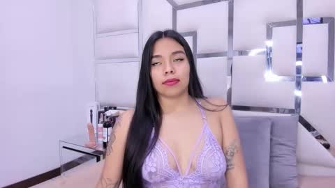 Snapshot of zoeswanx chatting on February 2025 06:49:02 PM ZoeSwam online show from February 2025 06:49:02 PM