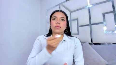 Snapshot of zoeswanx chatting on November 2025 11:34:01 AM ZoeSwam online show from November 2025 11:34:01 AM