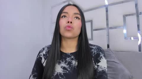 ZoeSwam online show from December 2025 11:04:02 AM