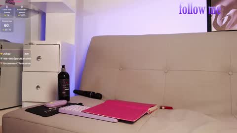 zoey fox  online show from February 2025 12:19:01 AM