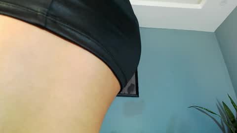 zoey fox  online show from October 2025 08:30:02 PM