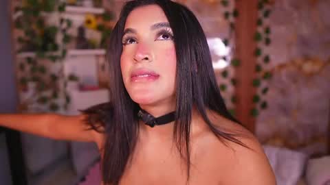 Snapshot of zoey_fox_ chatting on May 2026 12:07:01 AM zoey fox online show from May 2026 12:07:01 AM