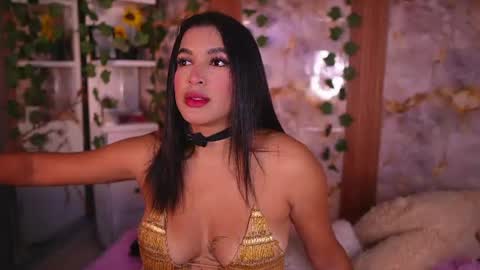 zoey fox  online show from June 2026 03:04:01 AM