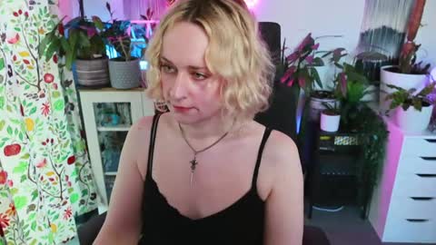 Zoey Ryan online show from March 2026 05:56:01 PM