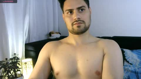 Snapshot of zohan_haidar chatting on February 2025 05:44:02 AM ZohanMohamed online show from February 2025 05:44:02 AM