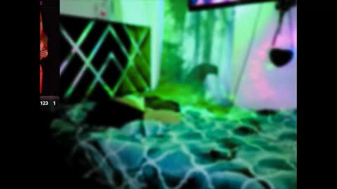 Zoee  online show from February 2026 11:09:01 PM