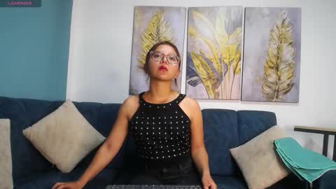 Snapshot of zoow_bluussh chatting on February 2026 11:58:01 AM Zoe online show from February 2026 11:58:01 AM