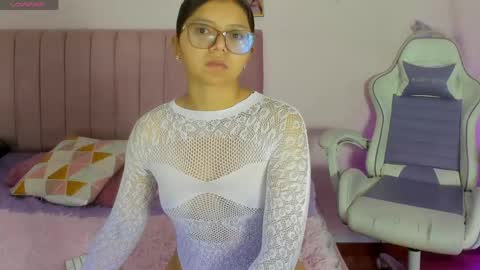 Zoe online show from April 2026 12:32:01 PM