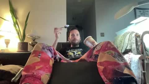 Snapshot of zorakload chatting on September 2025 10:43:01 PM Jesse online show from September 2025 10:43:01 PM