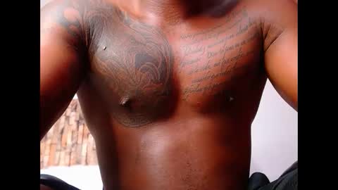 Snapshot of zousxxx chatting on September 2025 03:52:01 AM zousxxx online show from September 2025 03:52:01 AM