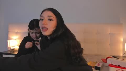 cintya kors online show from December 2024 03:12:01 AM