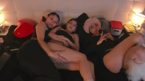 cintya kors online show from February 2025 05:51:02 AM