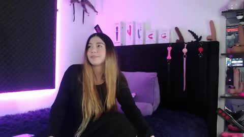 zpzphot online show from November 2025 10:33:02 PM