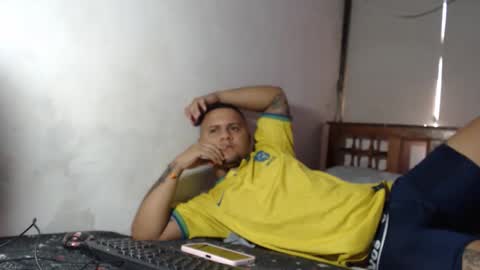 zues_gle25 online show from April 2026 08:34:02 PM