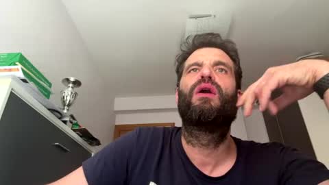 Snapshot of zurdineno chatting on June 2026 01:53:02 PM zurdineno online show from June 2026 01:53:02 PM