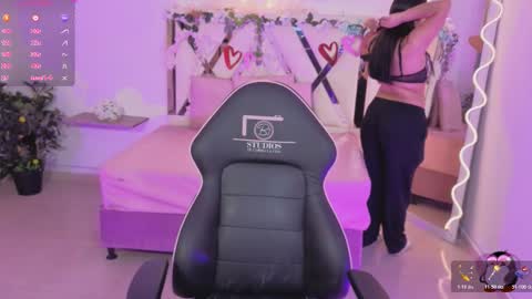 ZURY   online show from November 2025 11:31:02 AM