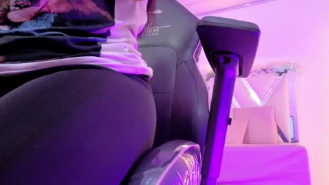 ZURY   online show from April 2026 11:46:02 AM