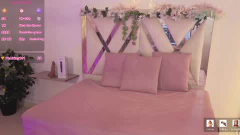 ZURY   online show from April 2026 01:41:02 PM